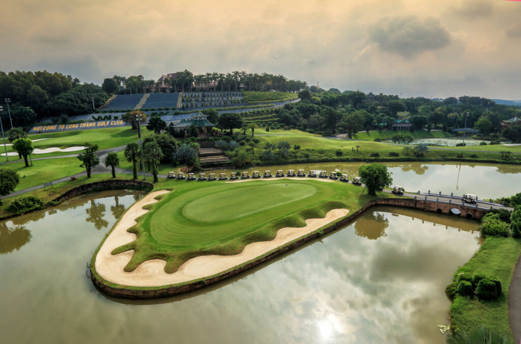 long thanh golf club 1